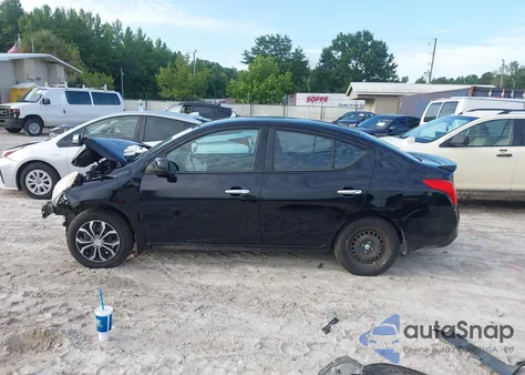 2014 Nissan Versa 1.6 Sv из США, поврежденный, VIN 3N1CN7AP6EL810040